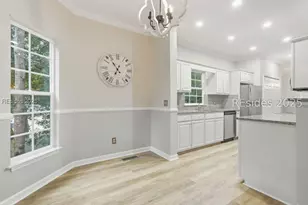 40 Victoria Square Dr, Hilton Head Island, SC 29926 - Photo 15