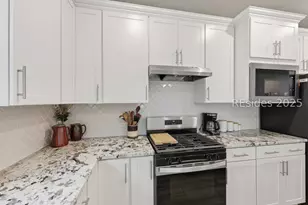 814 Aurora Wy, Bluffton, SC 29909 - Photo 3