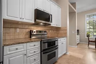 164 Island W Dr, Bluffton, SC 29910 - Photo 15