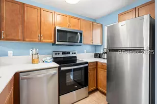 663 William Hilton Pkwy, Hilton Head Island, SC 29928 - Photo 7