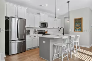 254 Lockwood Dr, Bluffton, SC 29910 - Photo 13