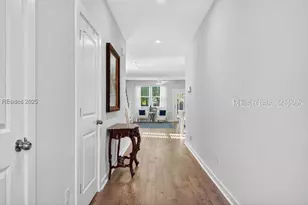 254 Lockwood Dr, Bluffton, SC 29910 - Photo 5