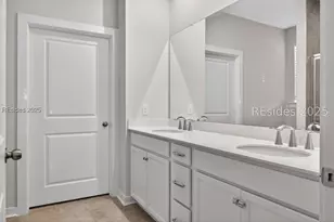 254 Lockwood Dr, Bluffton, SC 29910 - Photo 17