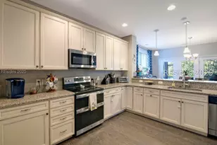 12 Hammock Oaks Cir, Hilton Head Island, SC 29926 - Photo 9