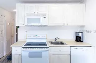 40 Folly Field Rd, Hilton Head Island, SC 29928 - Photo 3