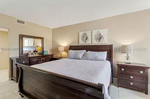 21 S Forest Beach Dr, Hilton Head Island, SC 29928 - Photo 9