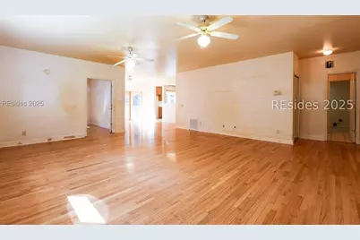 700 Oakwood Drive, Hardeeville, SC 29927 - Photo 11