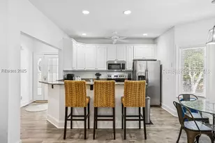 8 Henry Ln, Hilton Head Island, SC 29928 - Photo 19