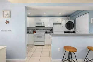 85 Folly Field Rd, Hilton Head Island, SC 29928 - Photo 11