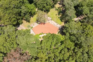 822 Knowles Island Rd, Ridgeland, SC 29936 - Photo 3