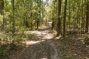 822 Knowles Island Rd, Ridgeland, SC 29936 - Photo 11