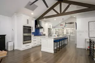 19 Song Sparrow Ln, Hilton Head Island, SC 29928 - Photo 11