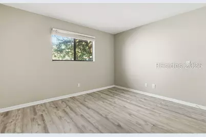 96 Mathews Drive #213, Hilton Head Island, SC 29926 - Photo 23