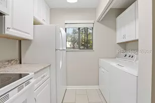 96 Mathews Dr, Hilton Head Island, SC 29926 - Photo 9