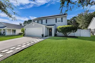 7 Lakeside Dr, Bluffton, SC 29910 - Photo 3