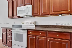 7 Clairborne Ct, Bluffton, SC 29909 - Photo 9