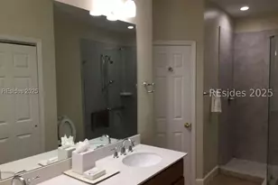 14 Wimbledon Ct, Hilton Head Island, SC 29928 - Photo 11