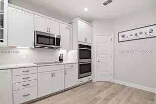 11 Hammock Breeze Way, Hilton Head Island, SC 29926 - Photo 7