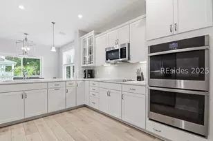 11 Hammock Breeze Way, Hilton Head Island, SC 29926 - Photo 5