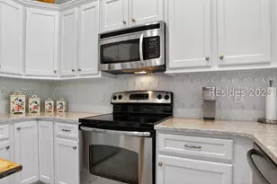 10 Glenmoor Pl, Hilton Head Island, SC 29926 - Photo 15