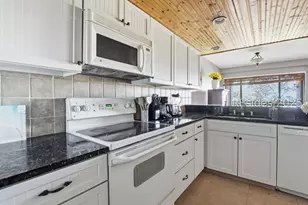 70 Paddle boat Ln, Hilton Head Island, SC 29928 - Photo 11