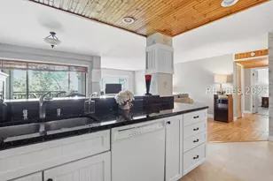 70 Paddle boat Ln, Hilton Head Island, SC 29928 - Photo 11