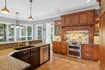 688 Colonial Drive, Hilton Head Island, SC 29926 - Photo 25