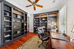 688 Colonial Dr, Hilton Head Island, SC 29926 - Photo 43