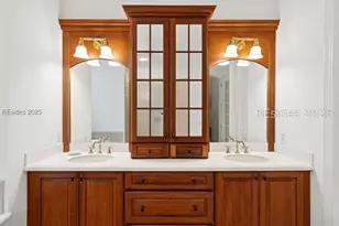 688 Colonial Dr, Hilton Head Island, SC 29926 - Photo 51