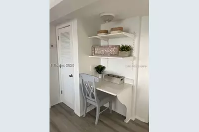 40 Folly Field Road #E17, Hilton Head Island, SC 29928 - Photo 7