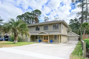 14 Bay Pines Dr, Hilton Head Island, SC 29928 - Photo 1