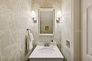 895 Ribaut Rd, Beaufort, SC 29902 - Photo 17