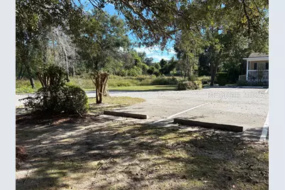 572 Sea Island Parkway, Saint Helena Island, SC 29920 - Photo 9