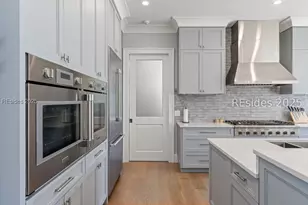 262 Spanish Moss Ln, Richmond Hill, GA 31324 - Photo 9