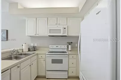 19 Wimbledon Court #203, Hilton Head Island, SC 29928 - Photo 5