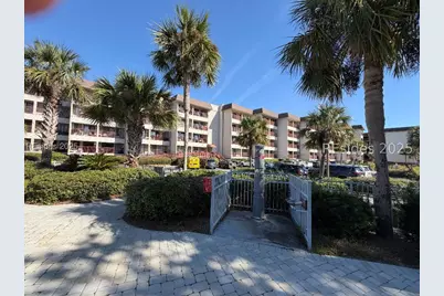 40 Folly Field Road #329, Hilton Head Island, SC 29928 - Photo 3