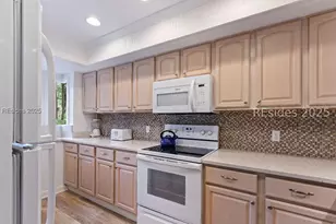 70 Lighthouse Rd, Hilton Head Island, SC 29928 - Photo 5