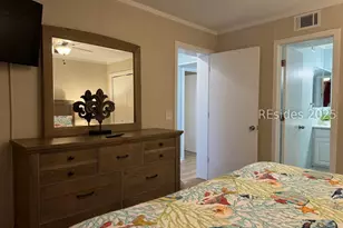 40 Folly Field Rd, Hilton Head Island, SC 29928 - Photo 15