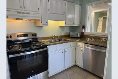 40 Folly Field Road #233, Hilton Head Island, SC 29928 - Photo 13