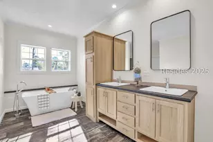 13 Vine St, Hilton Head Island, SC 29926 - Photo 27