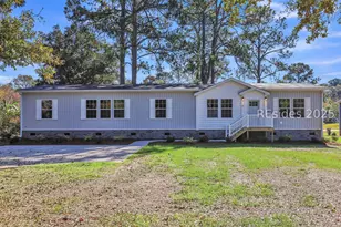 13 Vine St, Hilton Head Island, SC 29926 - Photo 5