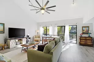 17 Lake Forest Dr, Hilton Head Island, SC 29928 - Photo 9