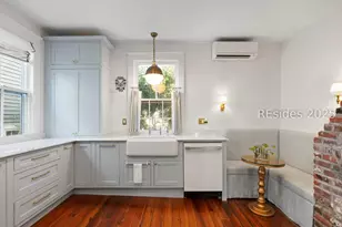 78 Vanderhorst St, Charleston, SC 29403 - Photo 13