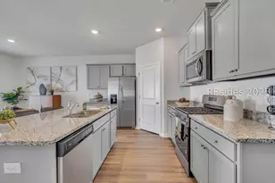 1009 Sanctuary Dr, Ridgeland, SC 29936 - Photo 13