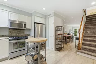 43 Folly Field Rd, Hilton Head Island, SC 29928 - Photo 3