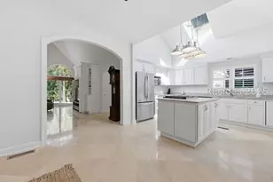 49 Widewater Rd, Hilton Head Island, SC 29926 - Photo 11