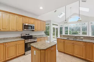 11 Sedge Fern Dr, Hilton Head Island, SC 29926 - Photo 13