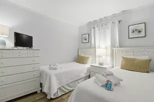 40 Folly Field Rd, Hilton Head Island, SC 29928 - Photo 35