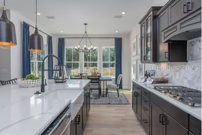 154 Carolina Oaks Avenue, Bluffton, SC 29909 - Photo 3