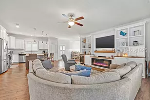 35 Tansyleaf Dr, Hilton Head Island, SC 29926 - Photo 5